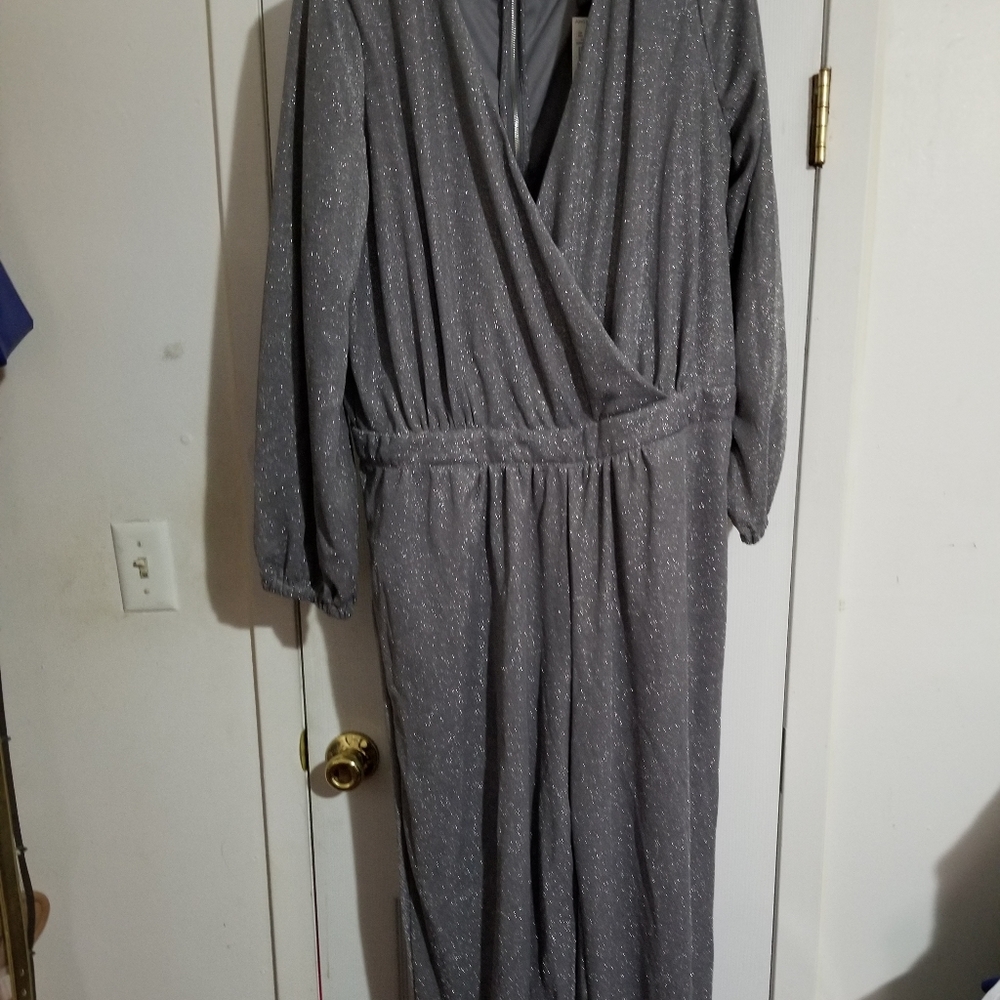 Gray jumper /romper